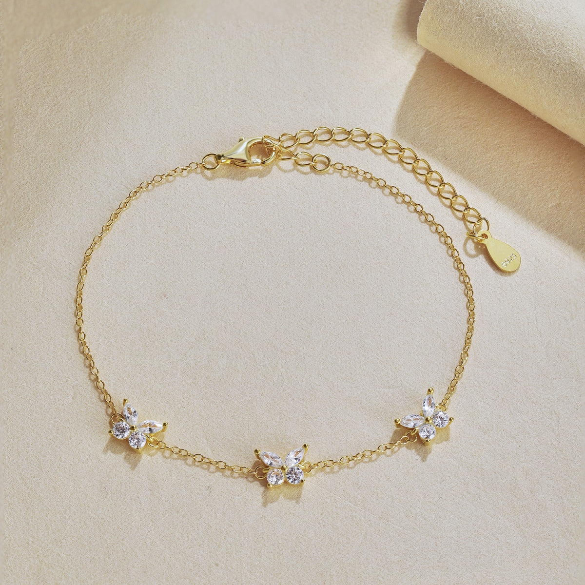Butterfly bracelet made of 925 sterling silver and zirconia stones-18K gold-plated