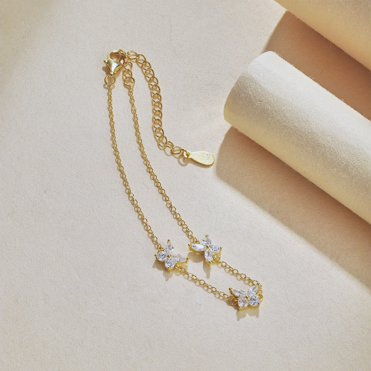 Butterfly bracelet made of 925 sterling silver and zirconia stones-18K gold-plated