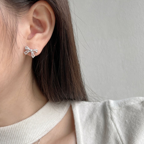 Bow earrings made of 925 silver with zirconia